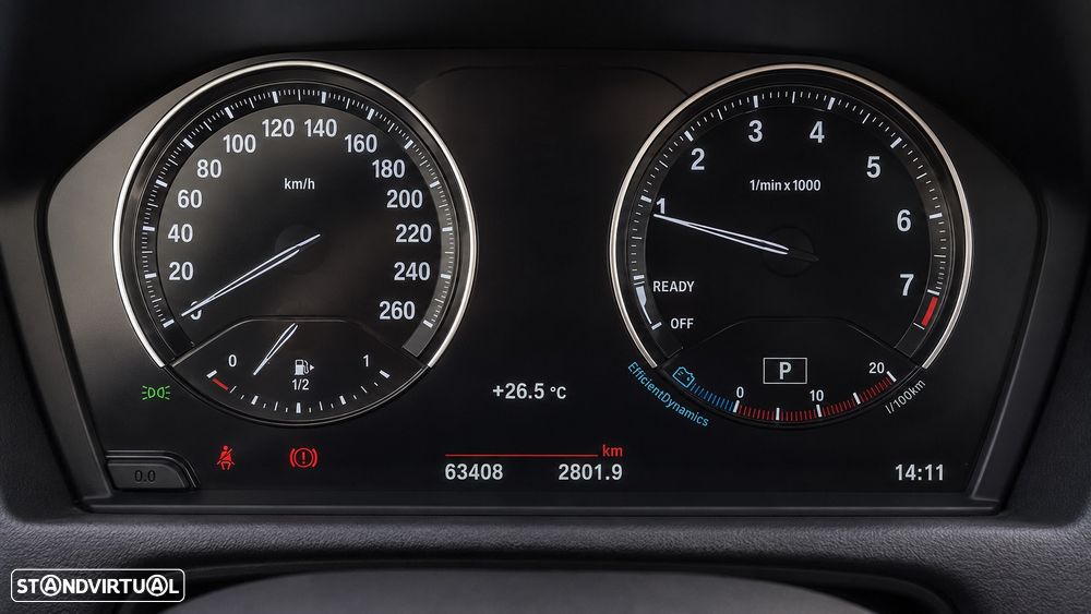BMW 218 i Cabrio Line Sport Auto - 4