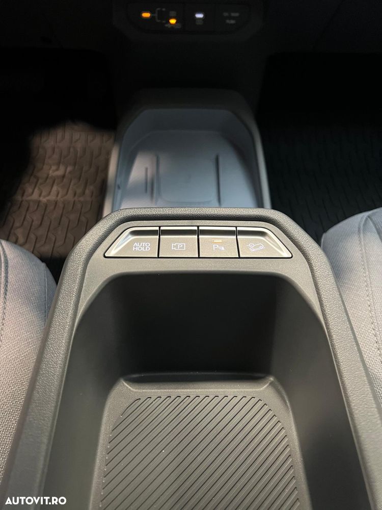 Kia EV3 58.3 kWh 4x2 AT Earth 1 - 16