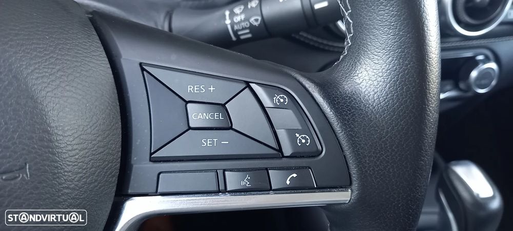 Nissan Juke 1.6 Hybrid N-Design Black - 11