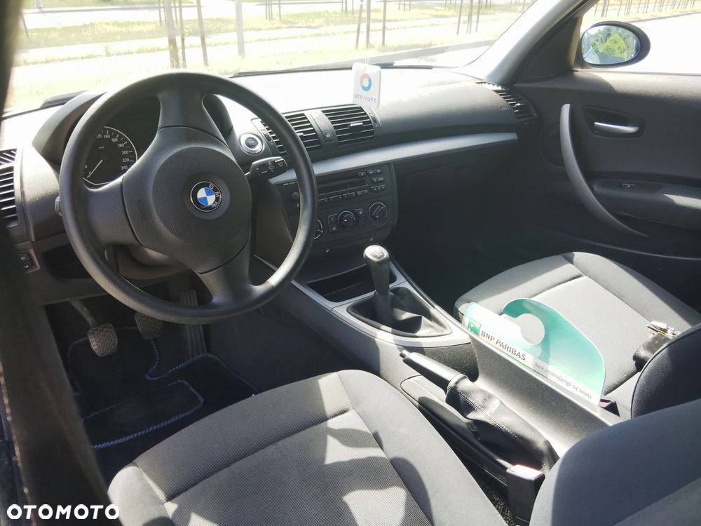 BMW Seria 1 116i - 13