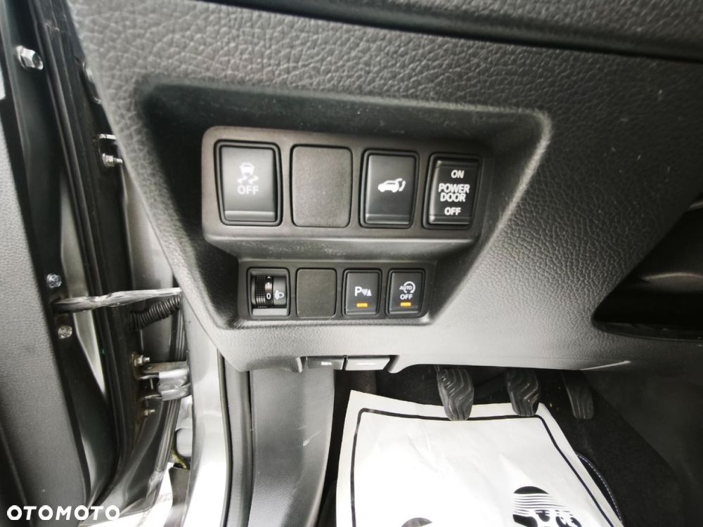 Nissan X-Trail - 13