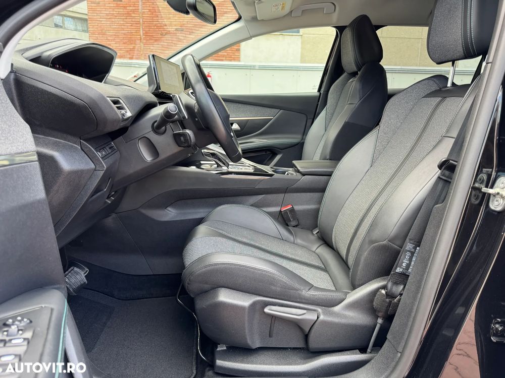 Peugeot 3008 1.2 PureTech 130 EAT8 Allure Pack - 13