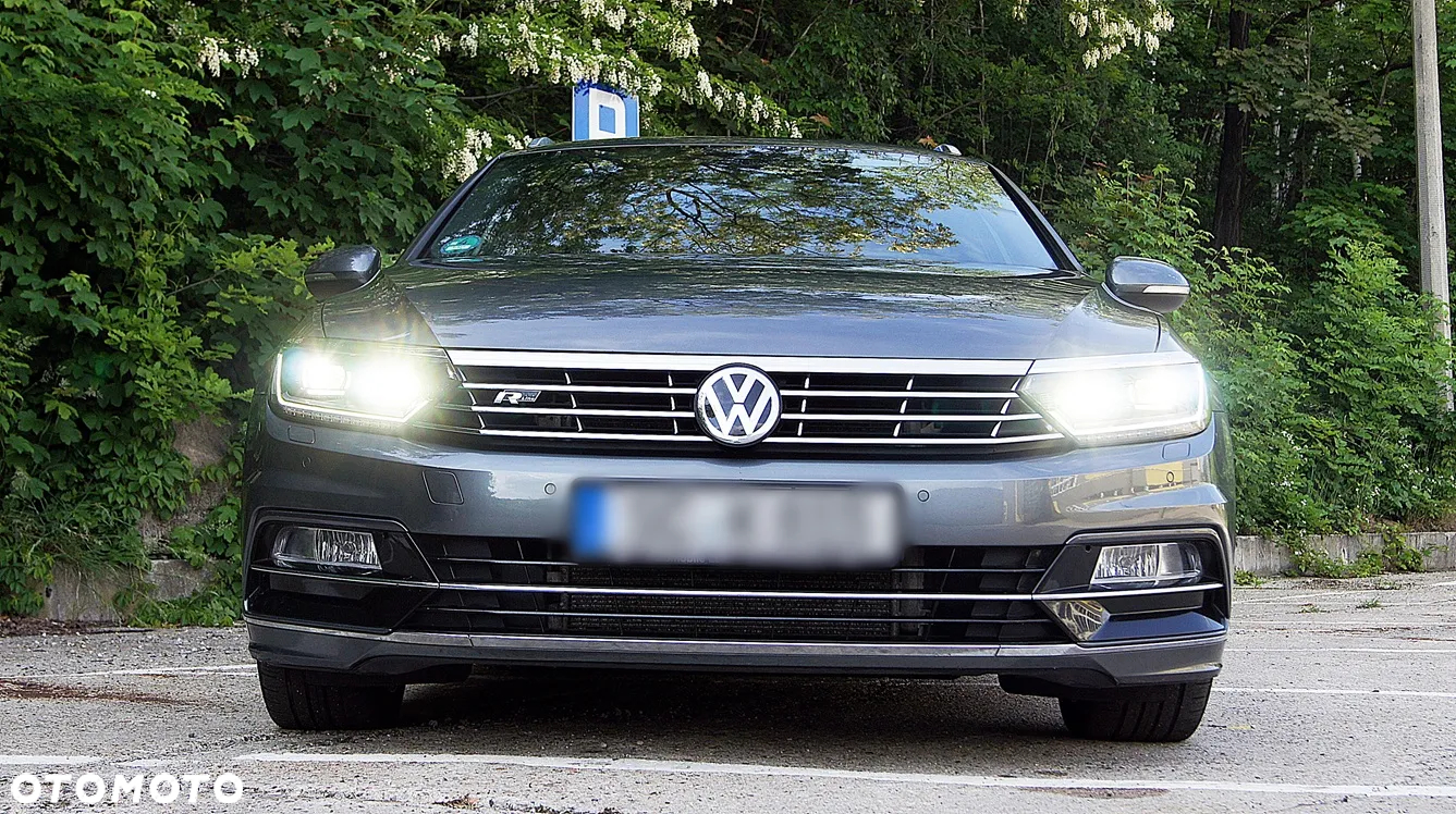 Volkswagen Passat - 8