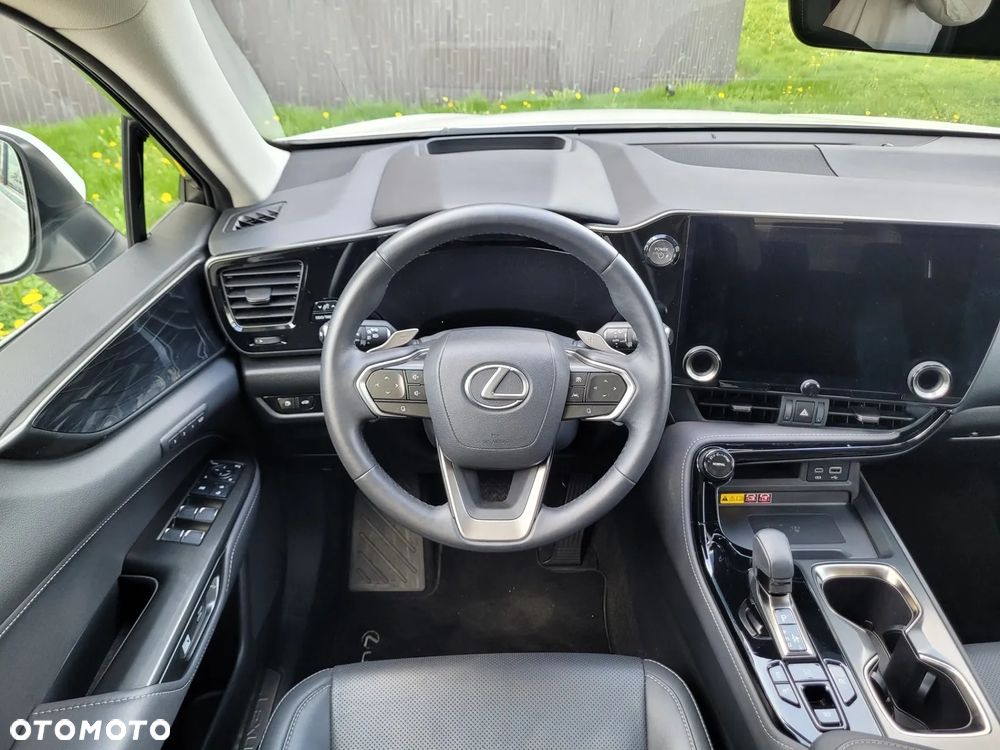 Lexus NX 350h Prestige AWD - 16