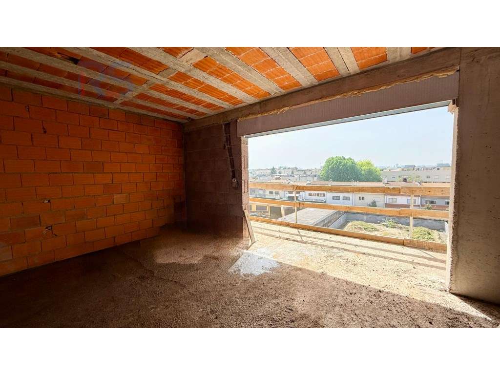 T3 terraço garagem fechada 4 carros - Grande imagem: 5/25