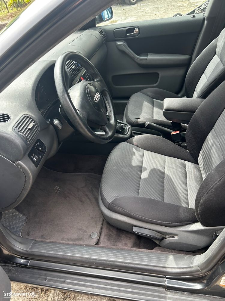 Audi A3 1.9 TDI Attraction - 2