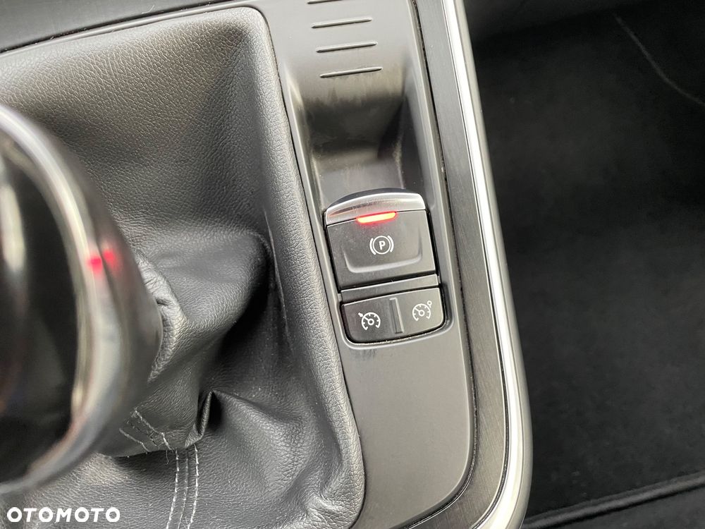 Renault Grand Scenic ENERGY TCe 115 EXPERIENCE - 14