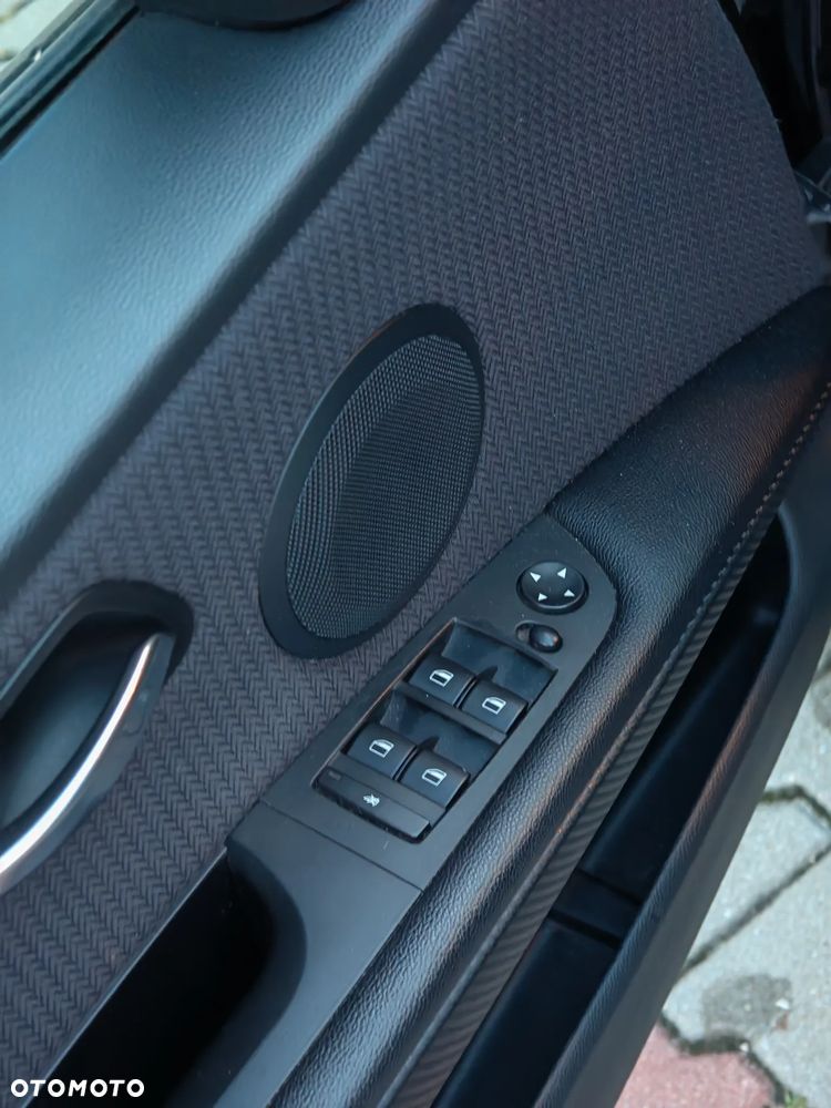 BMW Seria 3 318d - 13