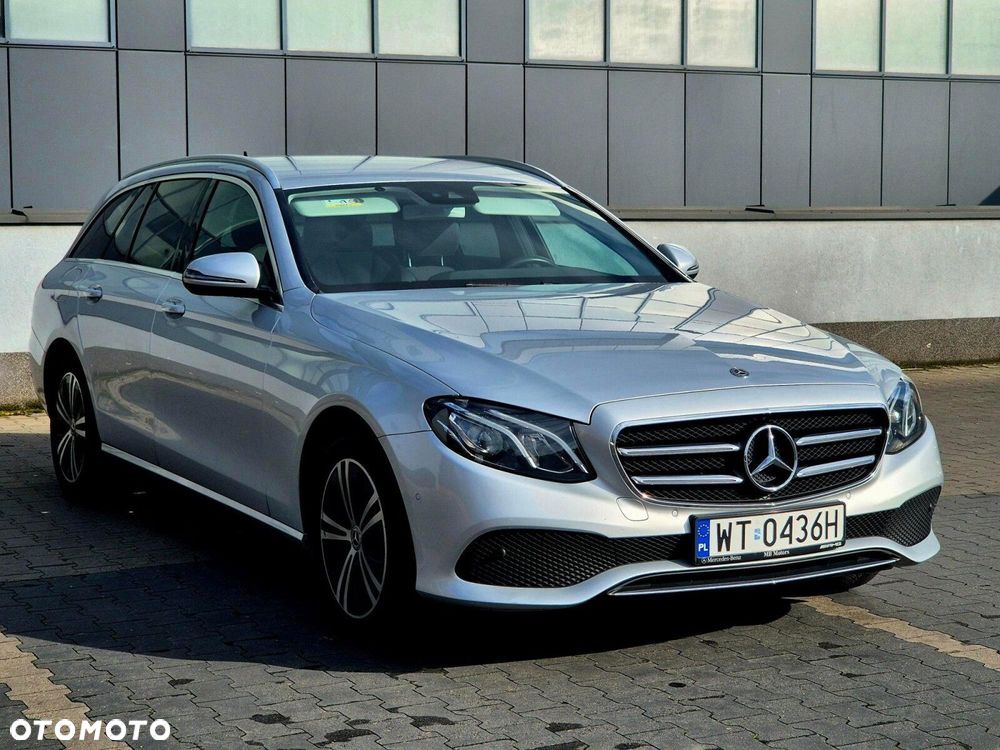 Mercedes-Benz Klasa E - 8