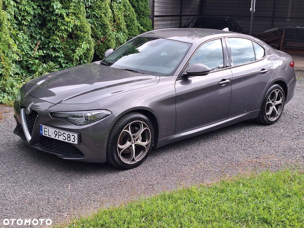 Alfa Romeo Giulia 2.0 Turbo Business - 3