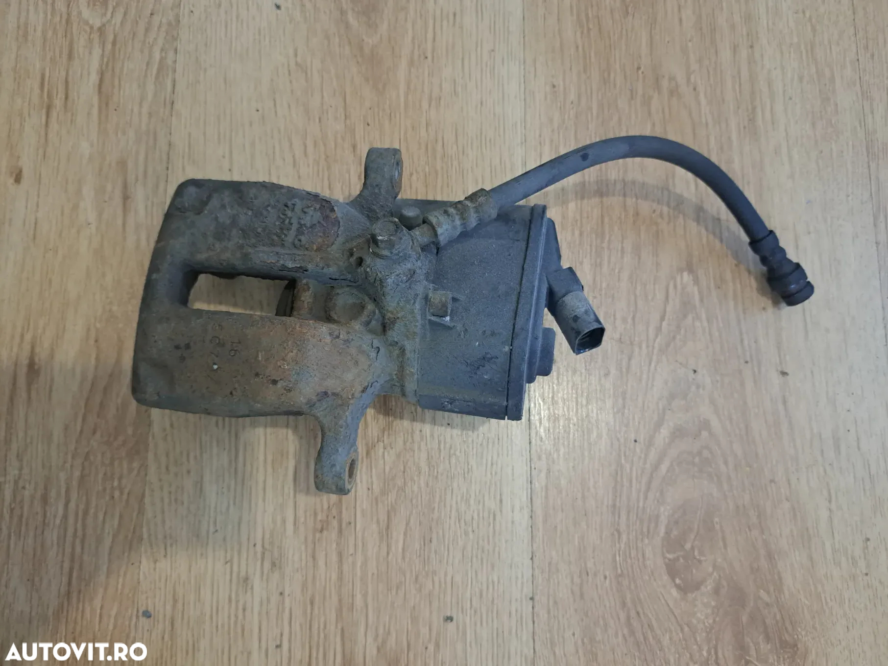 Etrier etrieri frana stanga dreapta spate VW Sharan 7N Passat CC B7 B6 Tiguan 5N Seat Alhambra Audi Q3 8U - 6