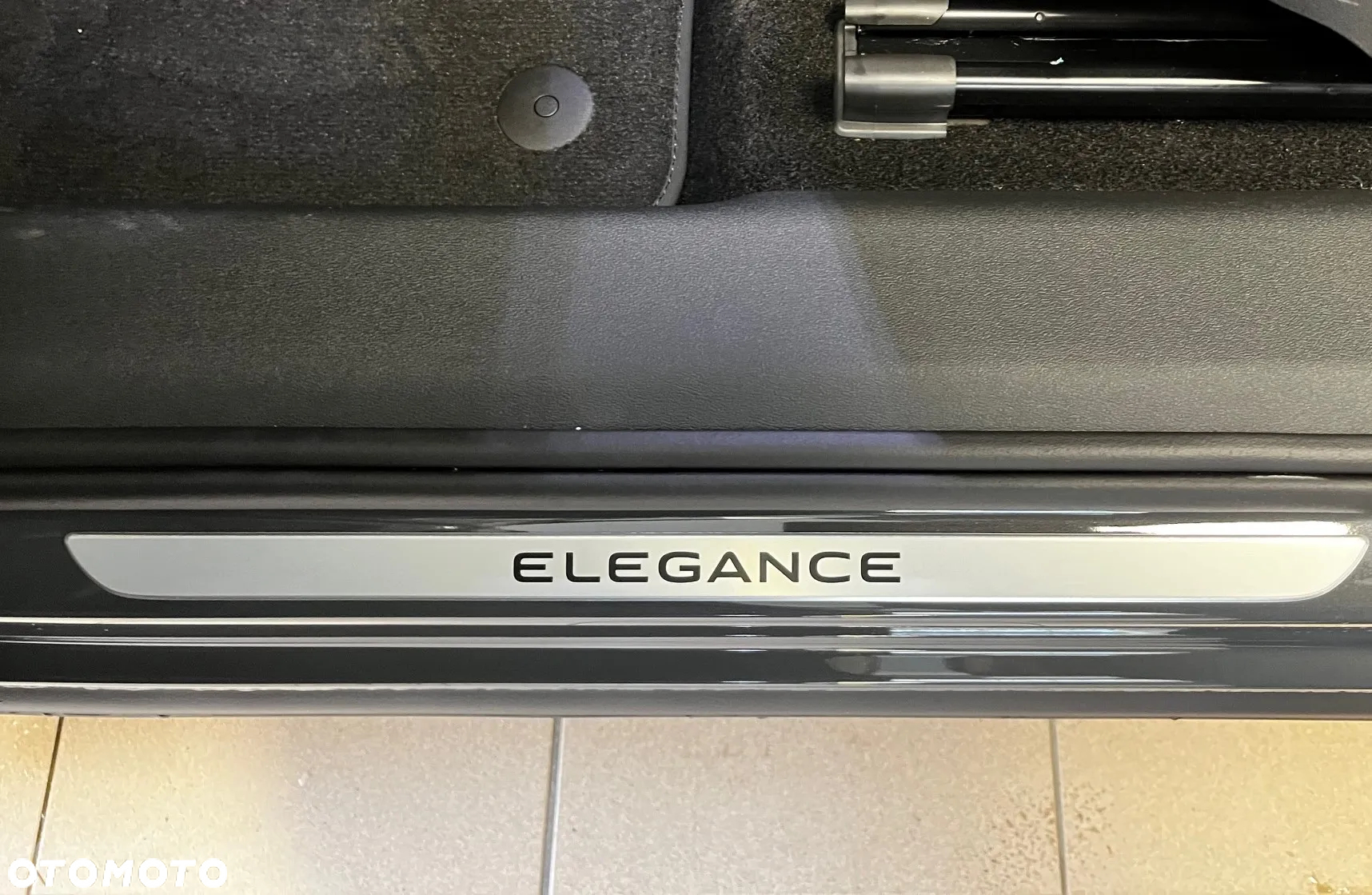 Volkswagen Tiguan 2.0 TSI 4Mot Elegance DSG - 19
