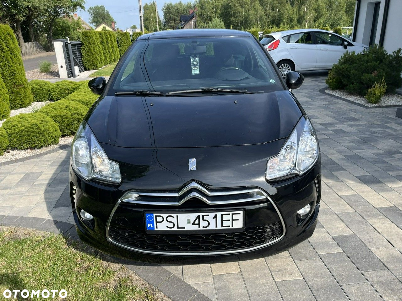 Citroën DS3 BlueHDi 100 CONNECTED CHIC - 8