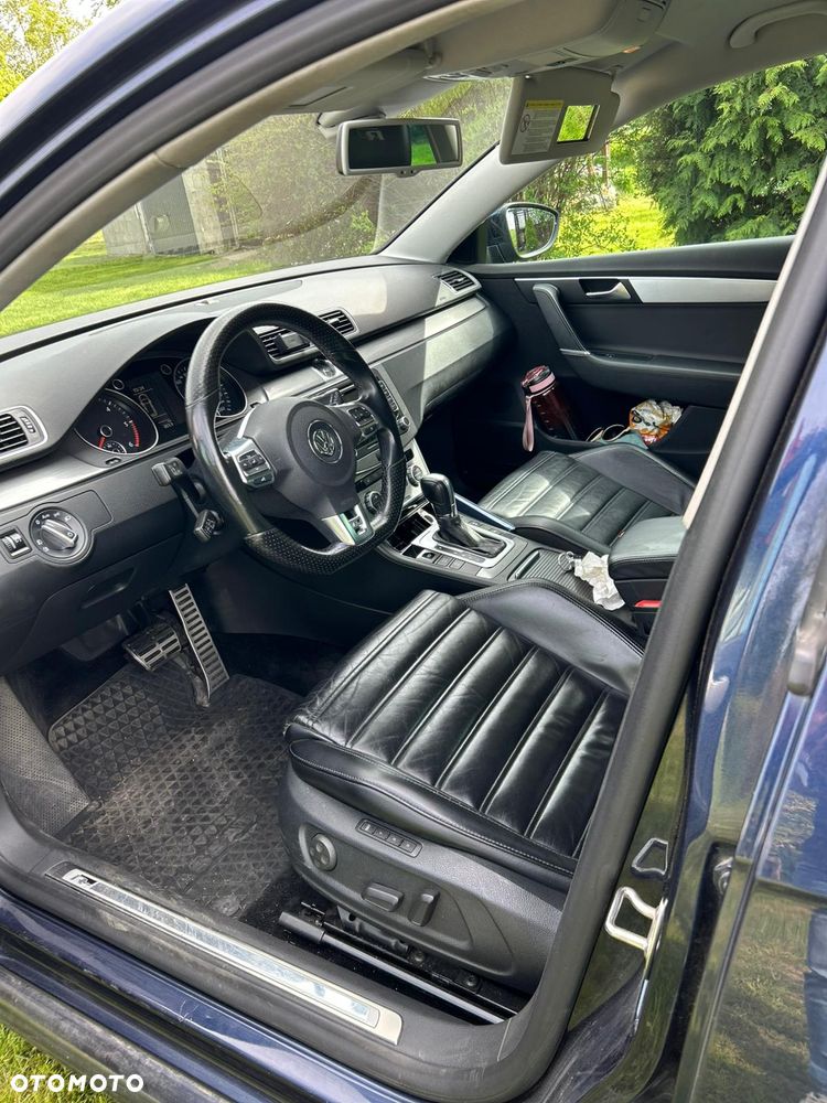 Volkswagen Passat 2.0 TDI Highline R-Style DSG - 8