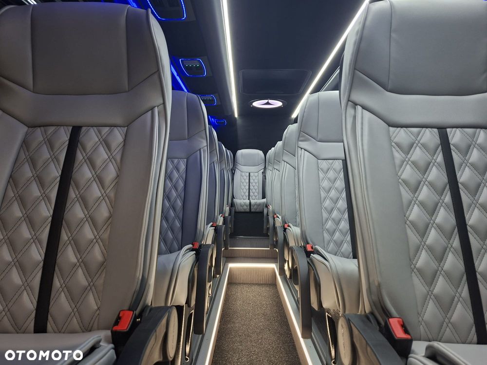 Mercedes-Benz Sprinter 519  rocznik 2026 - 8