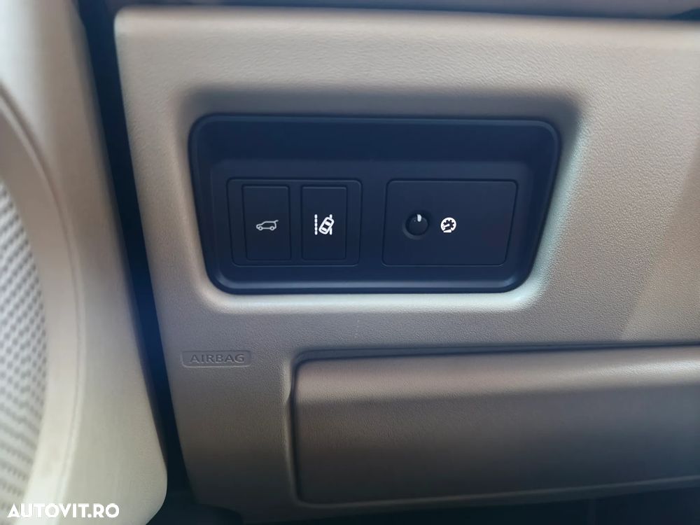 Land Rover Discovery Sport - 10