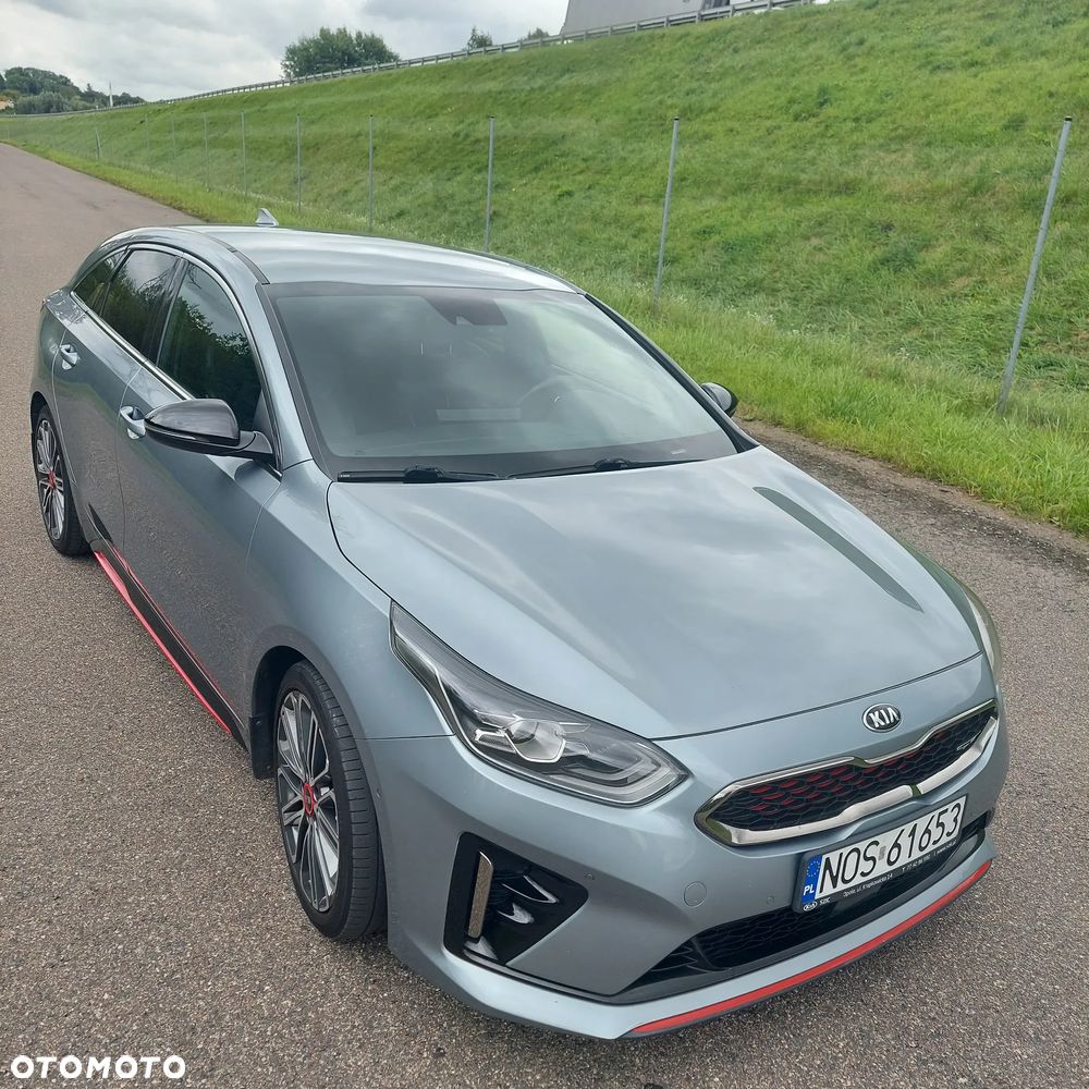 Kia ProCeed 1.6 T-GDI GT DCT - 14