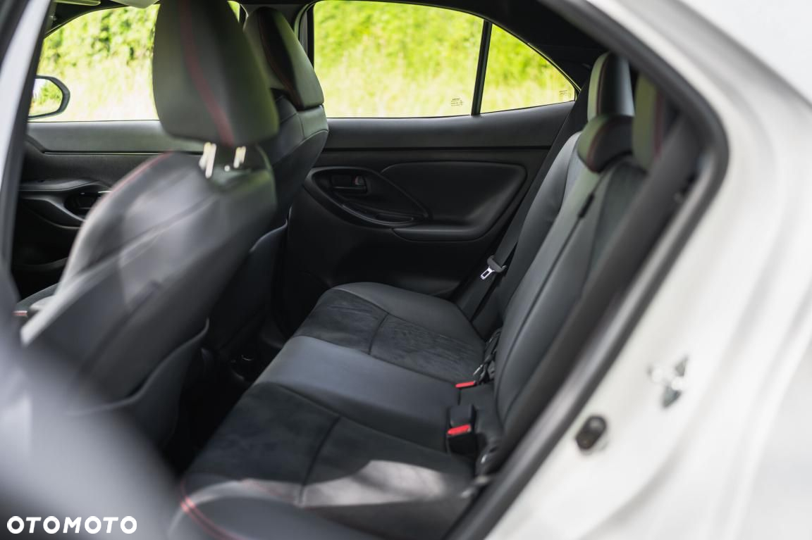 Toyota Yaris Cross - 29
