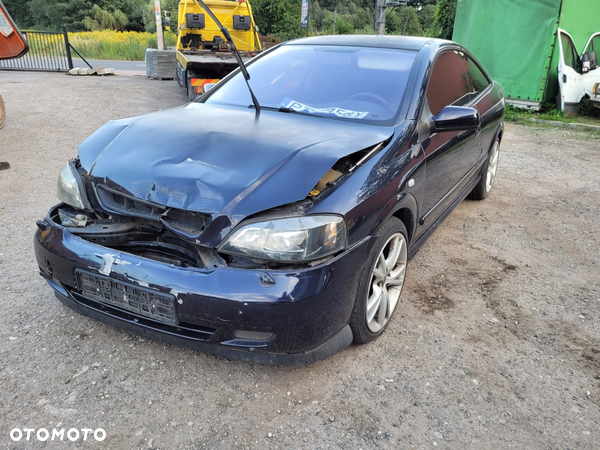 Opel Astra II Bertone 1.8b na części