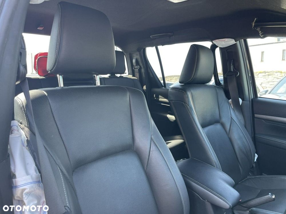 Toyota Hilux 4x4 Double Cab Autm Invincible - 13