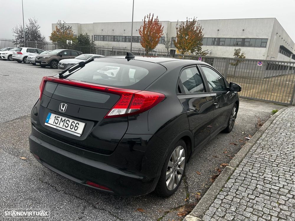 Honda Civic 2.2 i-DTEC Sport - 4