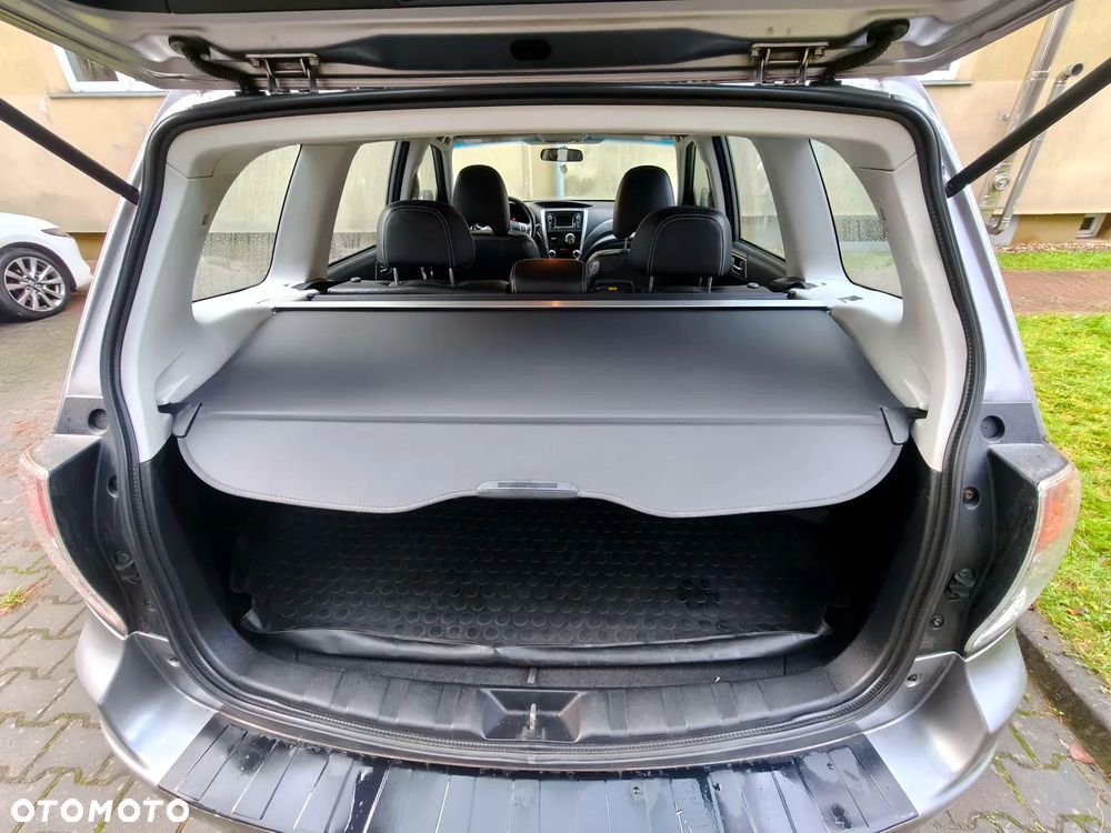 Subaru Forester 2.0D XC 000 Euro5 - 31