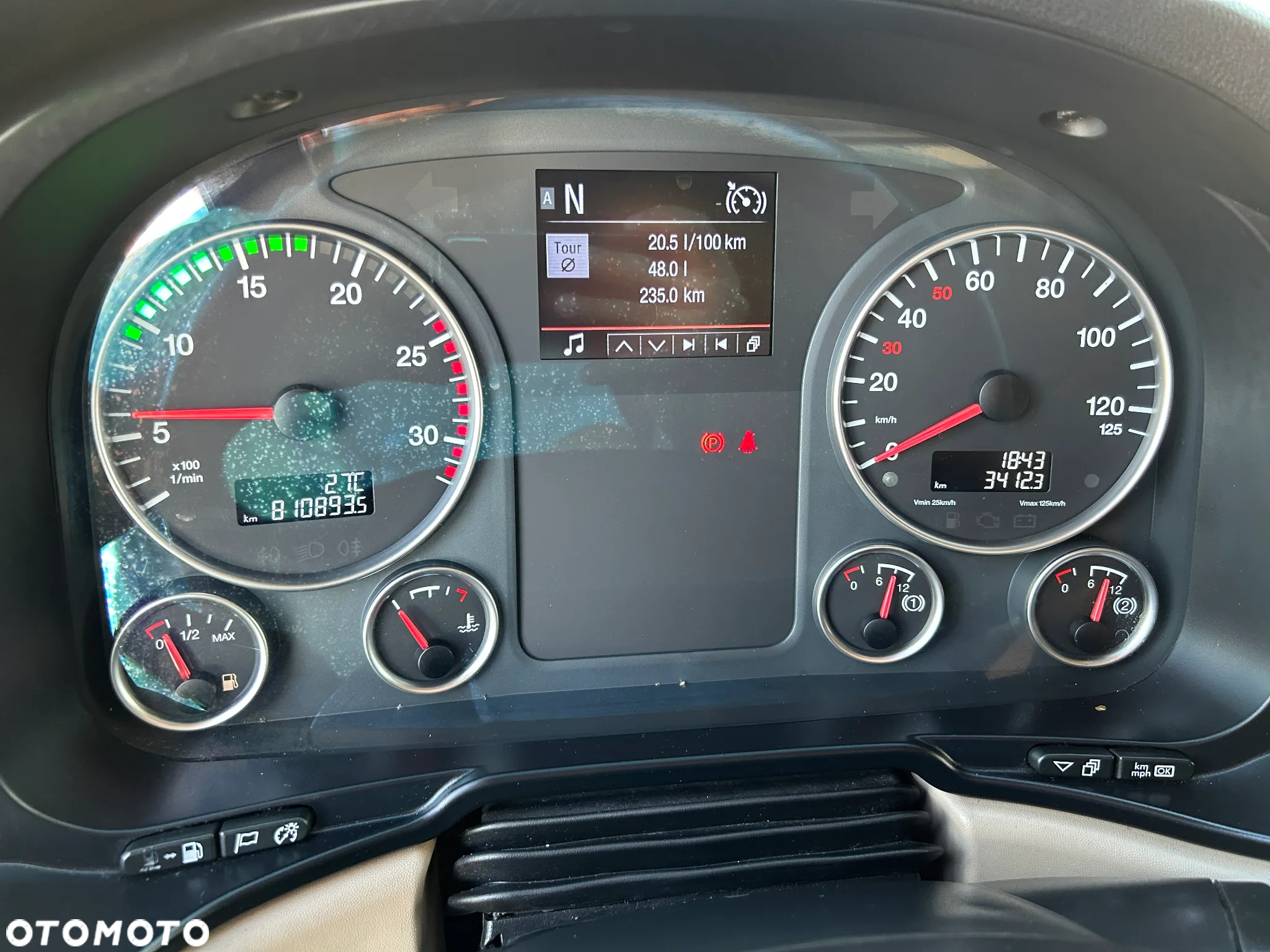 MAN TGX 26.460 KM / BDF 6x2 / AUTOMAT / RETARDER / 3 OSIE !! - 32
