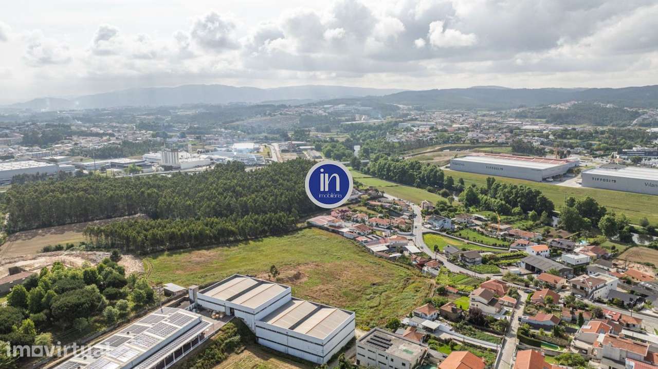 Armazém em Ribeirão - Grande imagem: 2/33