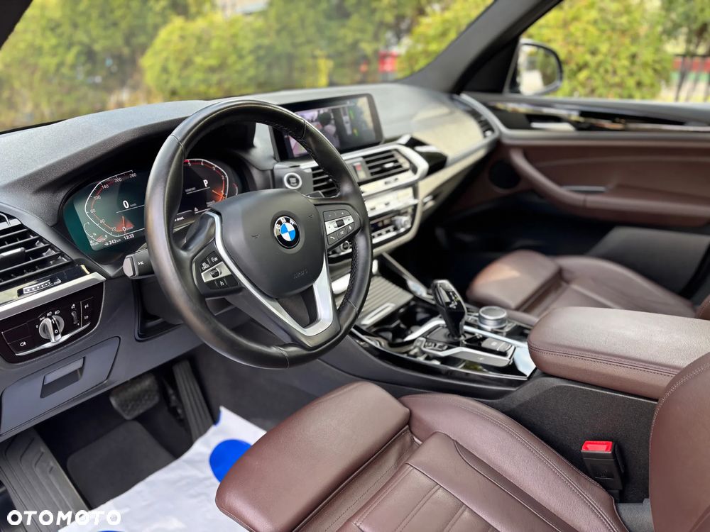 BMW X3 sDrive18d xLine sport - 23