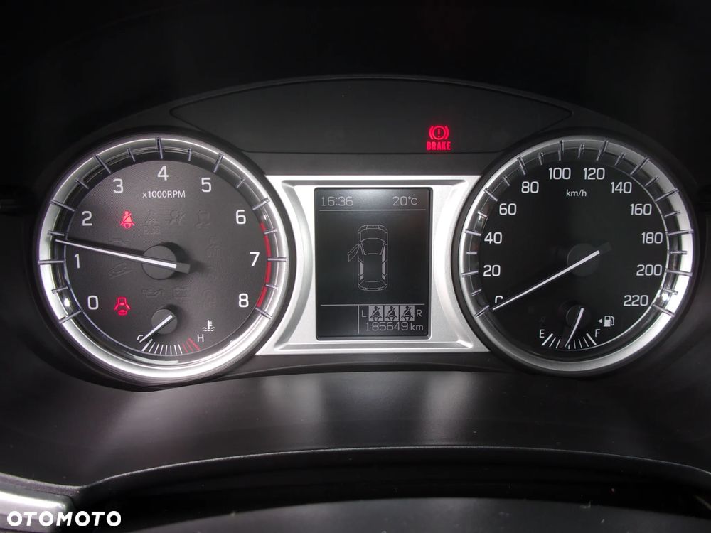 Suzuki Vitara 1.6 Premium 2WD - 19