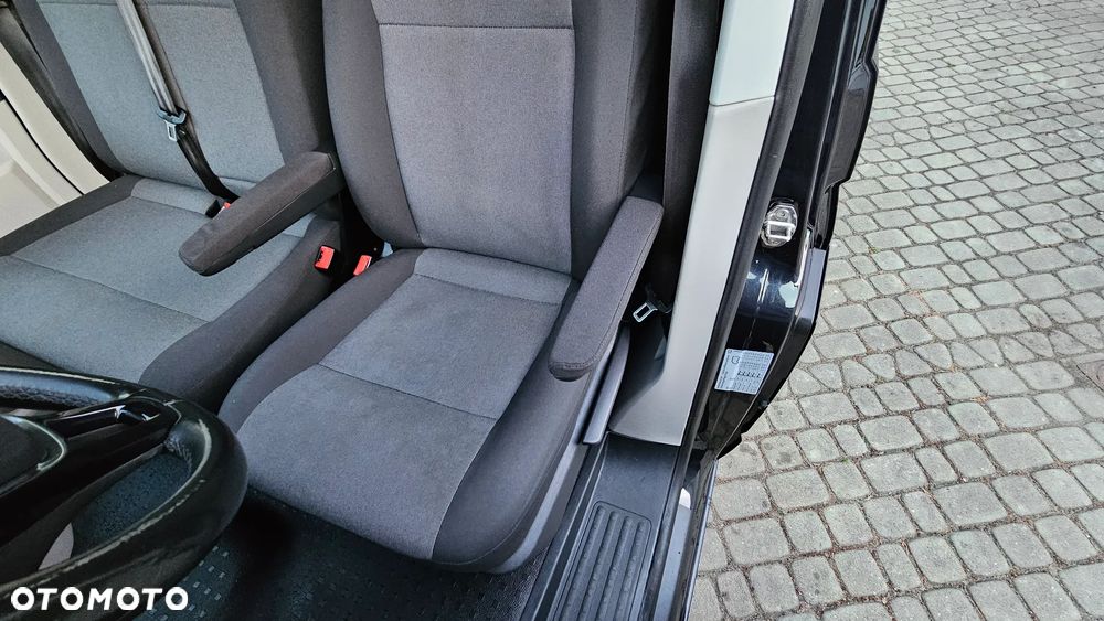 Volkswagen Transporter T6 2,0TDI 150KM DSG L2 Długi Klima Webasto Tempomat Hak - 12