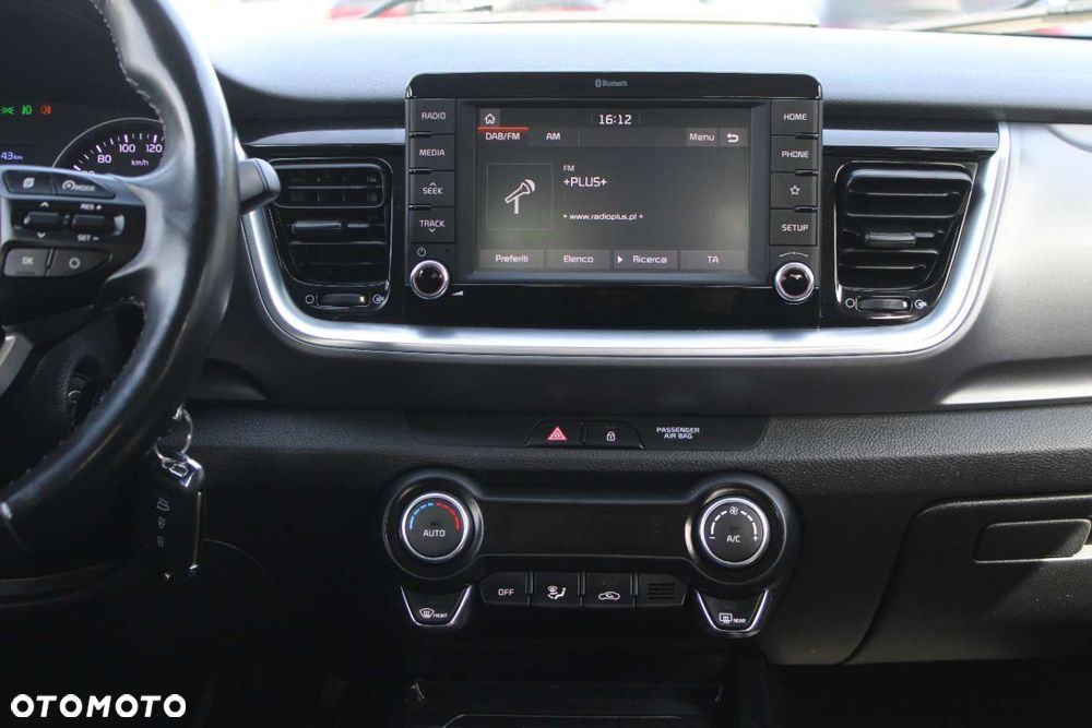 Kia Stonic - 27