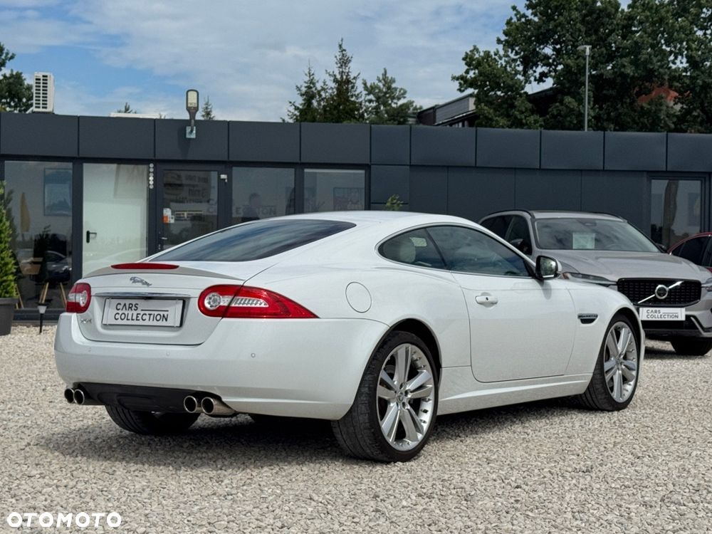 Jaguar XK - 4