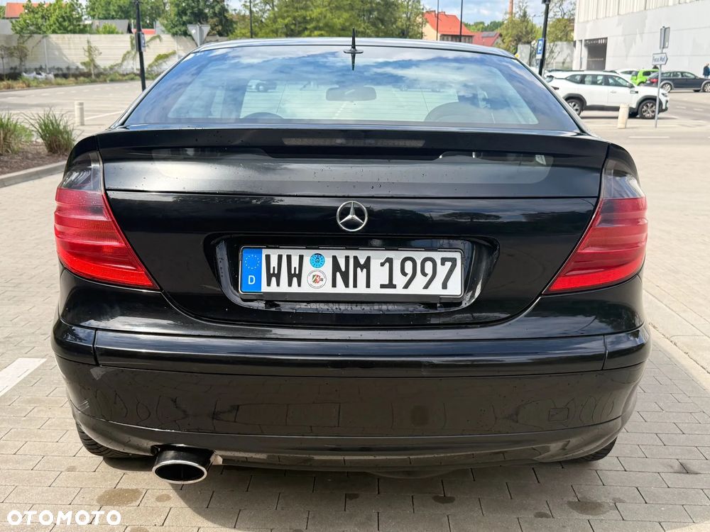 Mercedes-Benz Klasa C 200 Kompressor Automatik - 10