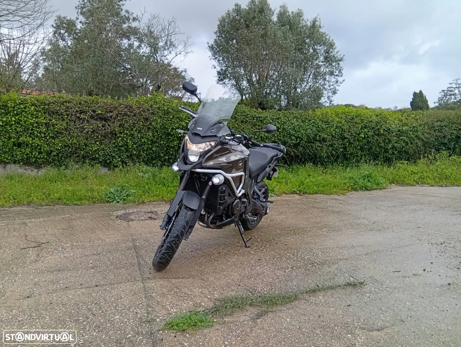 Honda VFR - 3