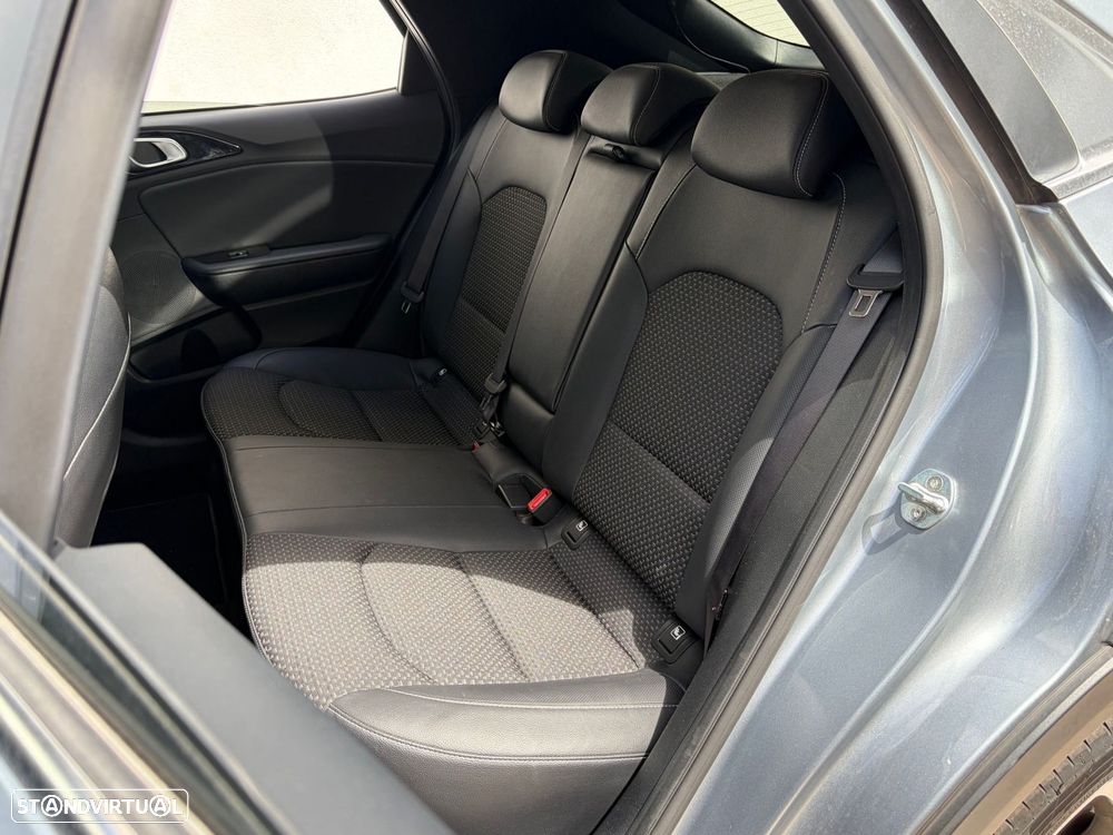 Kia XCeed 1.4 T-GDI Tech - 11