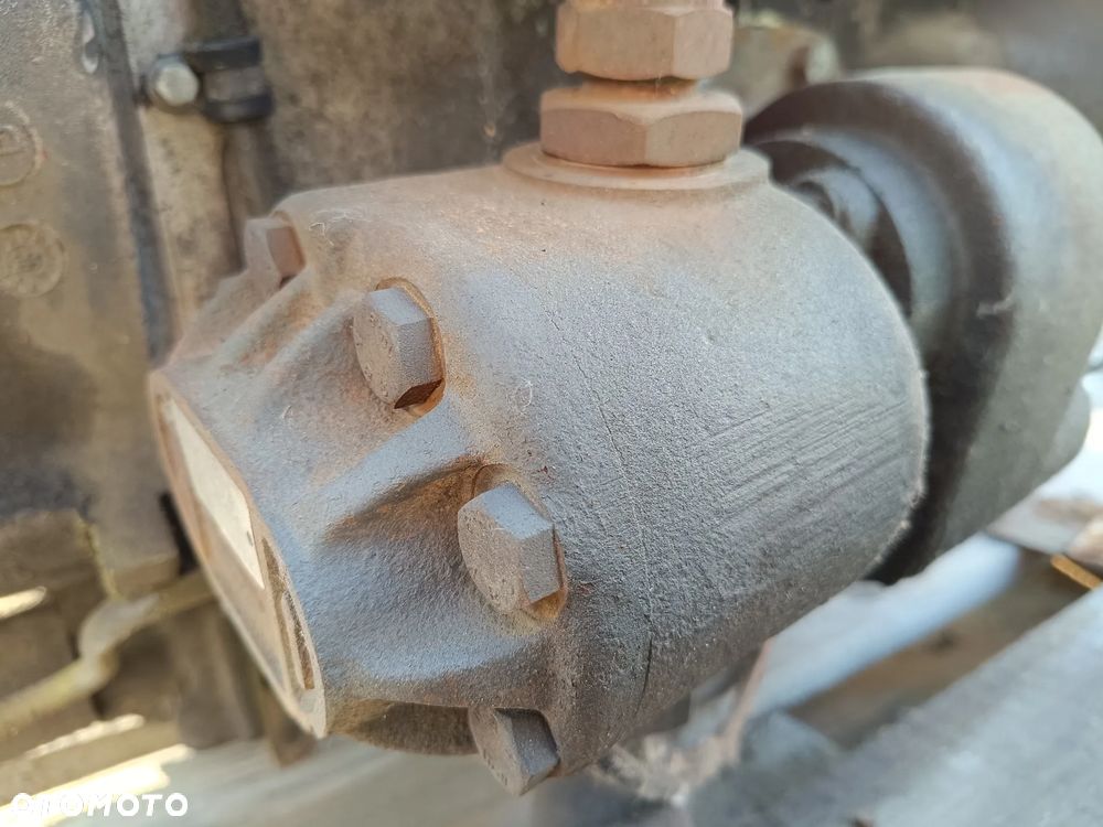 Przystawka PTO Kerax Skrzynia  B18 Pompa wywrot kiper - 3