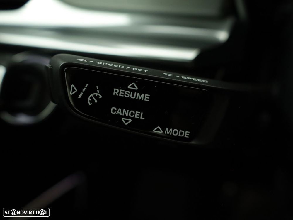 Porsche Panamera Sport Turismo 4 E-Hybrid - 24