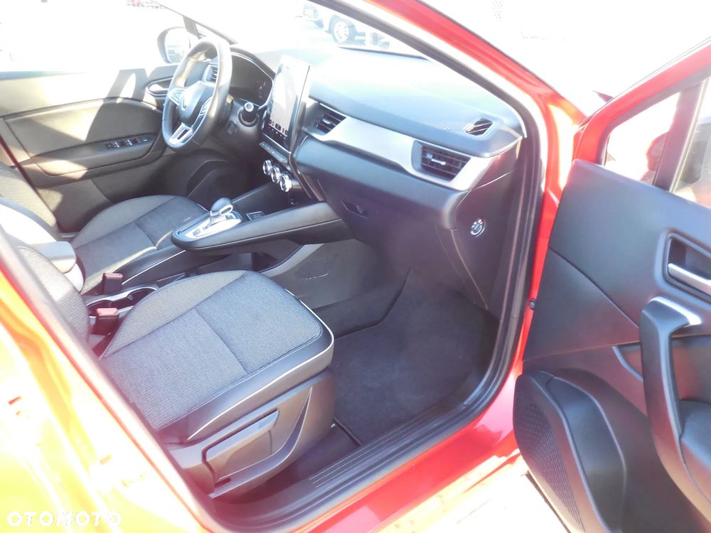Renault Captur E-TECH 160 INTENS - 11