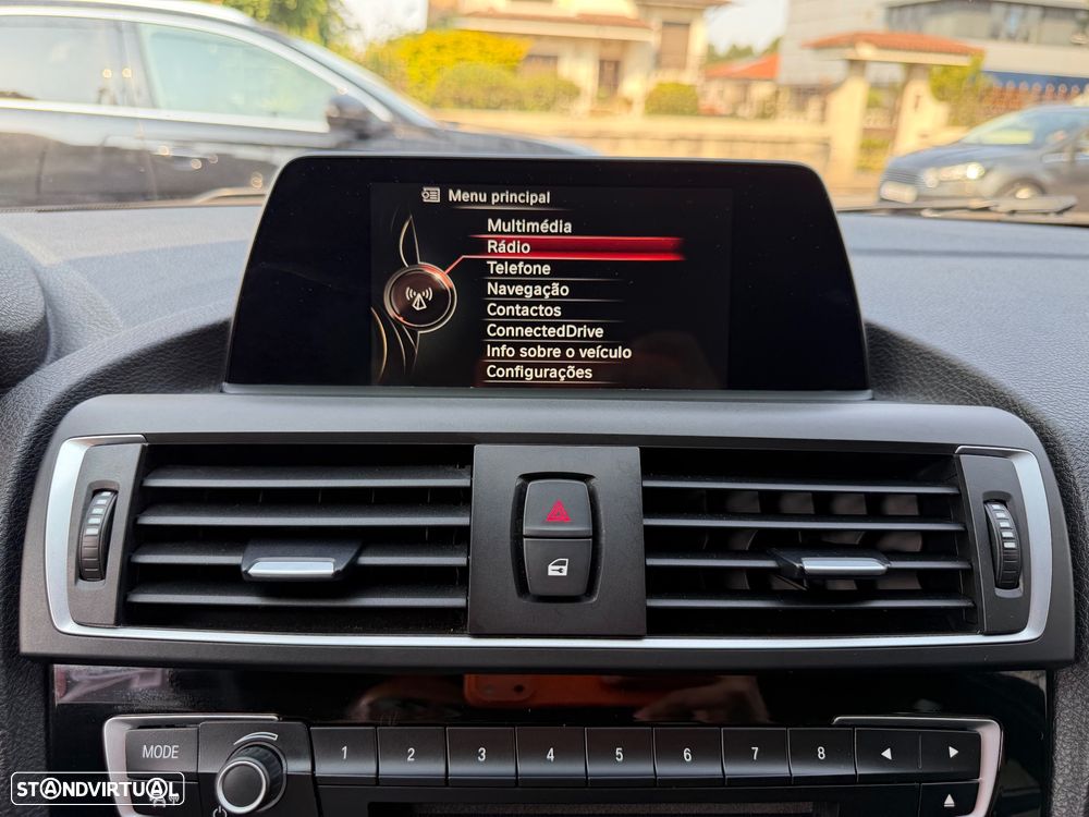 BMW 118 d Pack M - 42
