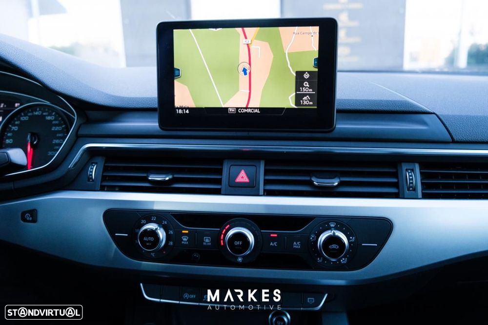 Audi A4 2.0 TDI Design S tronic - 14