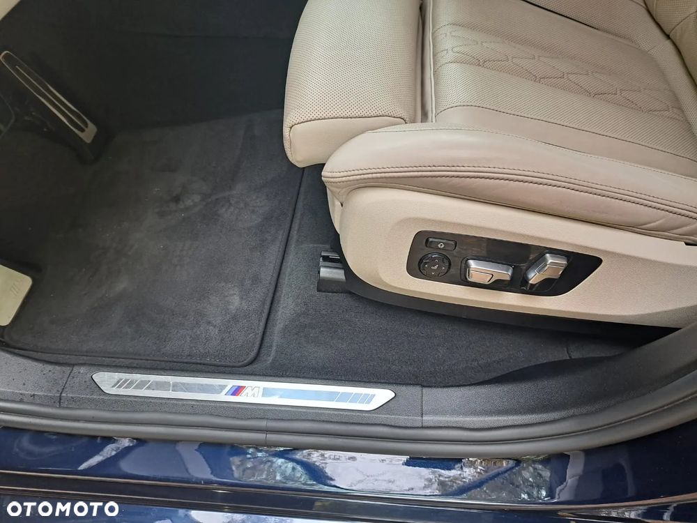 BMW X5 xDrive30d - 25