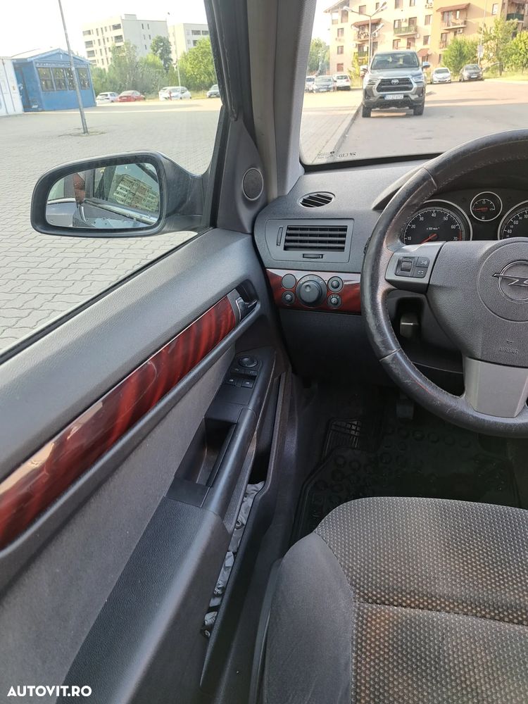 Opel Astra - 3