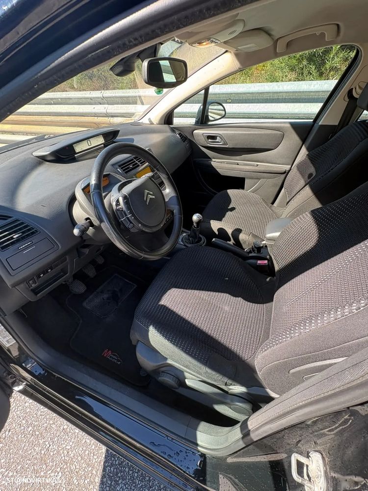 Citroën C4 1.6 HDi 110 VTR Pack - 23