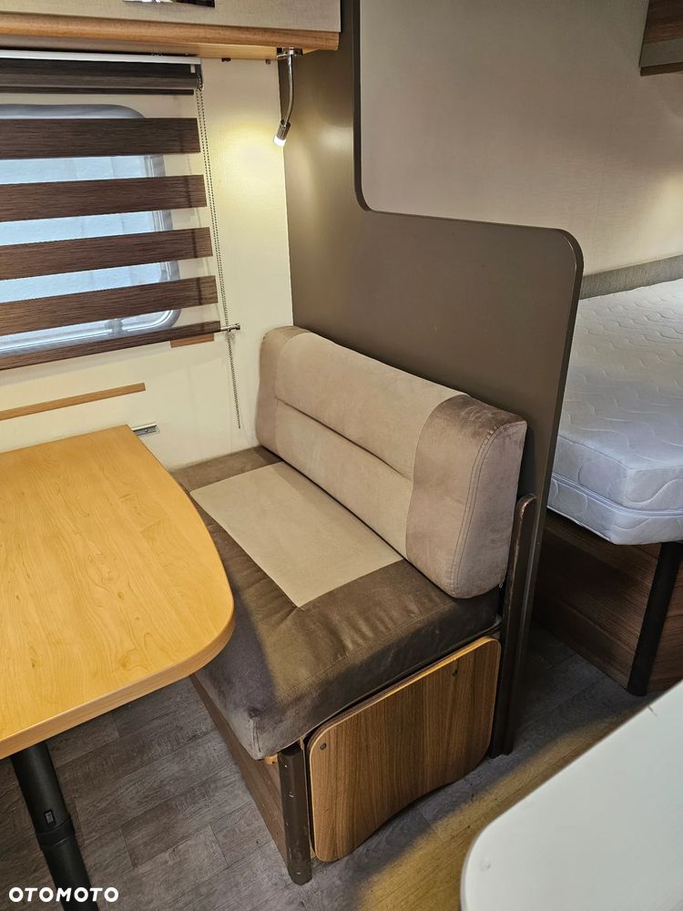 Caravelair WŁĄCZ FILMIK. DMC 1100. ŁÓŻKO MAŁŻEŃSKIE, SYPIALNIO JADALNIA. ŁAZIENKA. PIĘKNA. - 20