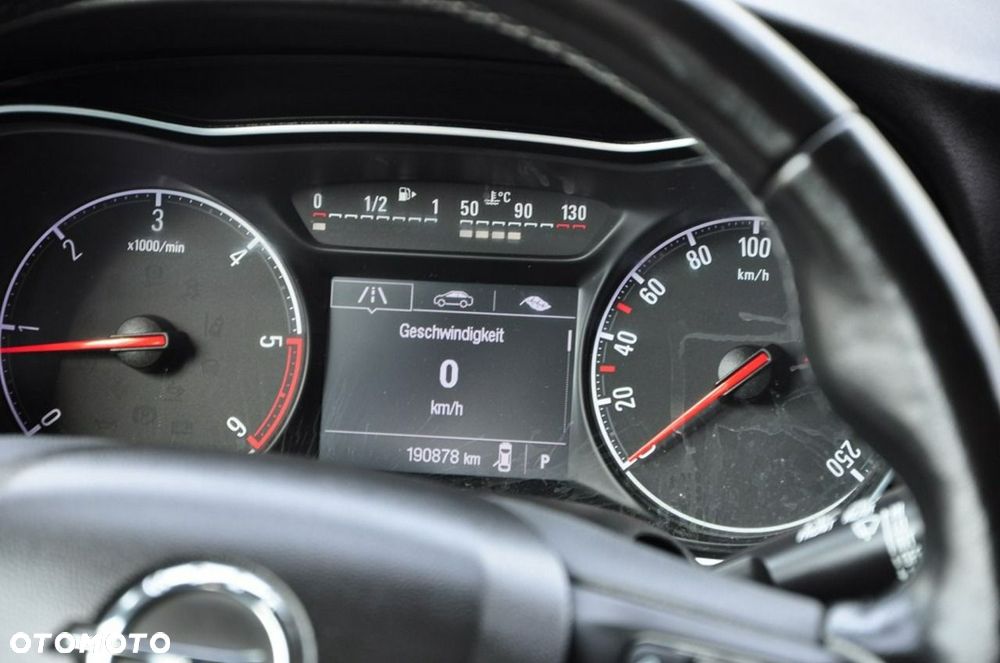 Opel Zafira - 36