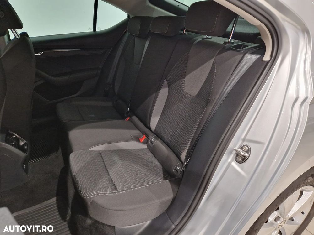 Skoda Octavia - 13