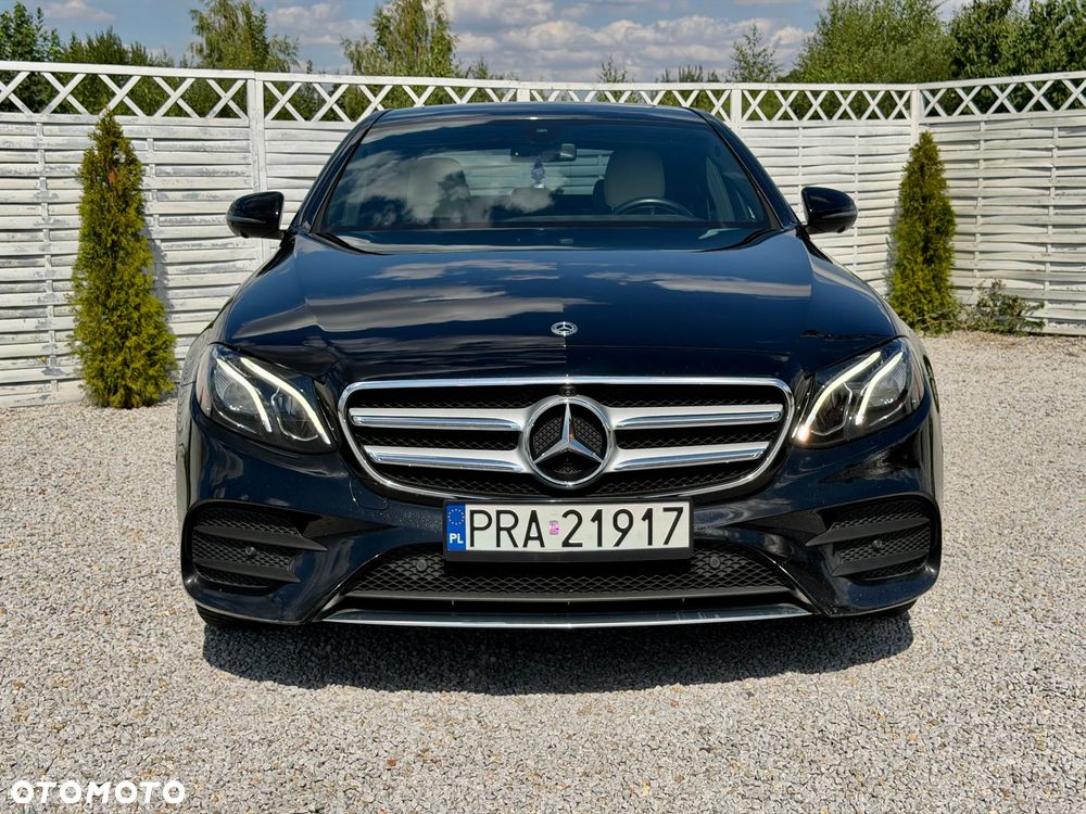Mercedes-Benz Klasa E 300 9G-TRONIC AMG Line - 21