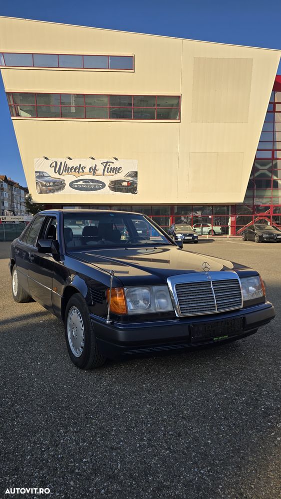 Mercedes-Benz W124 - 1