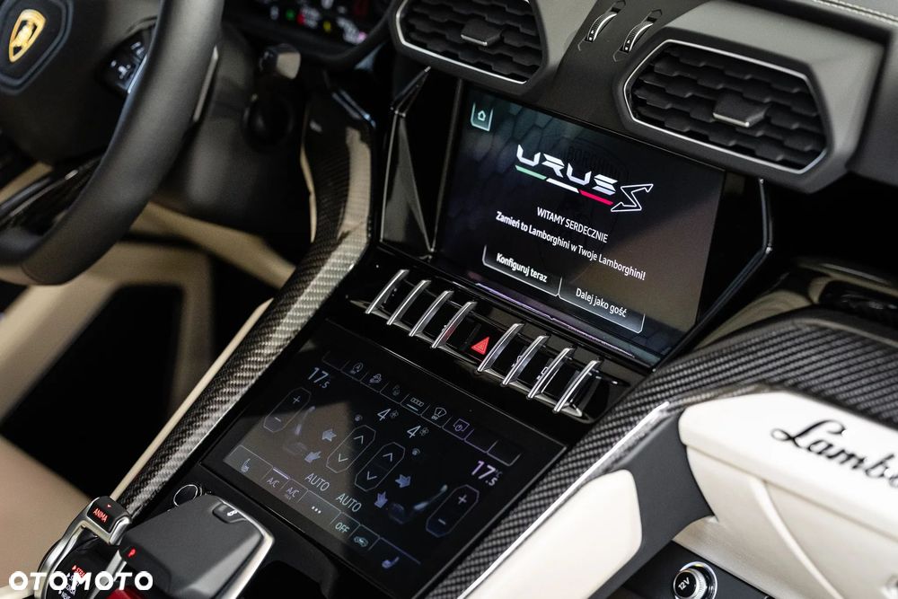 Lamborghini Urus - 28